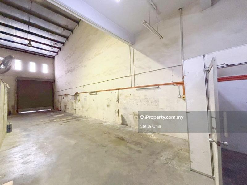 Kilang Teres untuk Disewa di Taman Mount Austin, Tebrau oleh Stella Chia - iProperty.com.my