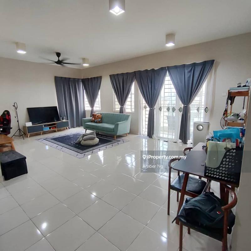 For Sale - Platinum Hill PV 8