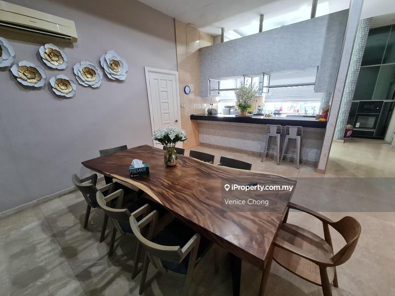Bungalow House for Sale in Country Heights, Kajang by Venice Chong - iProperty.com.my
