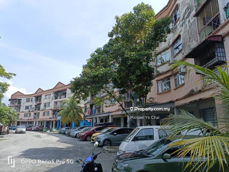 Flat for Sale in Taman Putra Perdana by Michael Yb Chai - iProperty.com.my