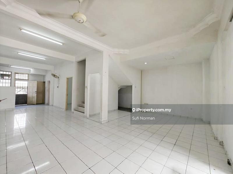 Rumah Teres untuk Dijual di Taman Sri Putri, Kulai oleh Sufi Norman - iProperty.com.my