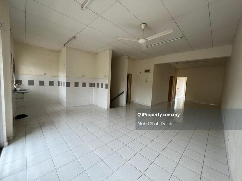 Rumah Bandar untuk Dijual di Taman Amansiara, Selayang oleh Mohd Shah Dolah - iProperty.com.my