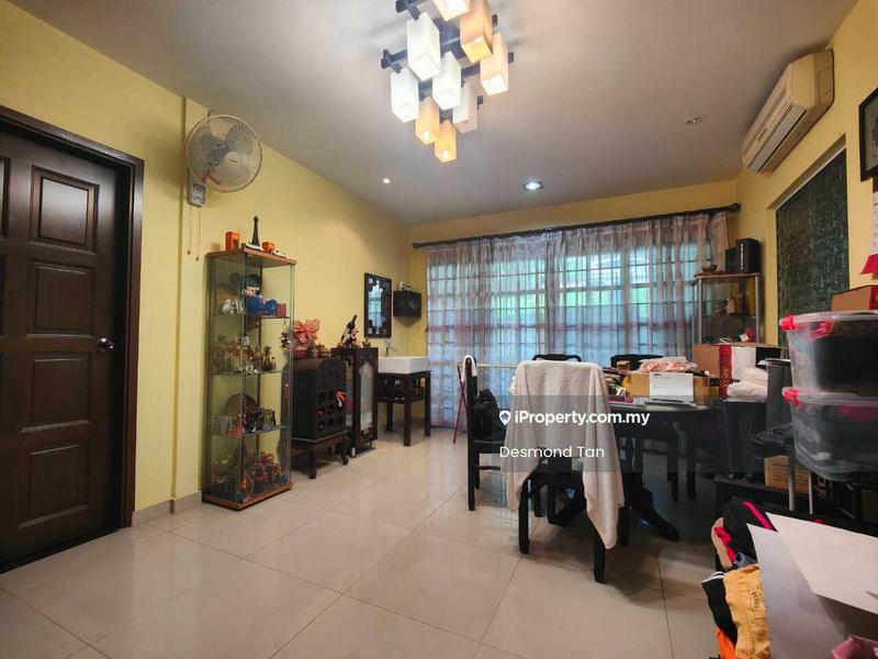 2-storey Terraced House for Sale in Seksyen 19, Petaling Jaya by Desmond Tan - Living Room - iProperty.com.my