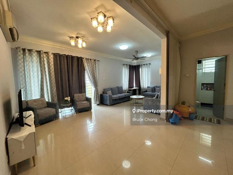 Condominium for Sale in Platinum Hill PV 8 by Bruce Chong - iProperty.com.my