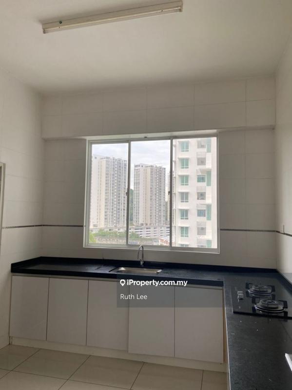 Condominium for Sale in D'Zone Condominium by Ruth Lee - iProperty.com.my