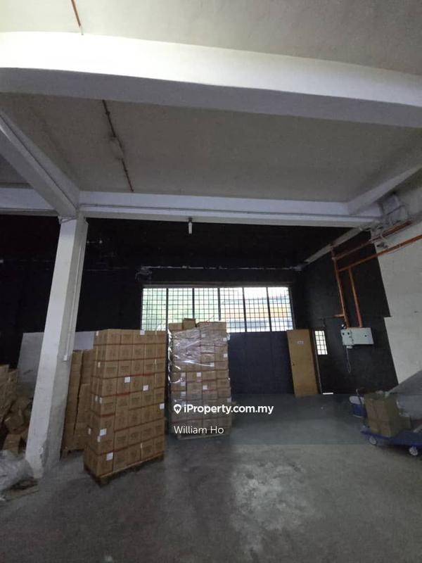For Rent - Corner Lot 2 Storey Balakong Jaya