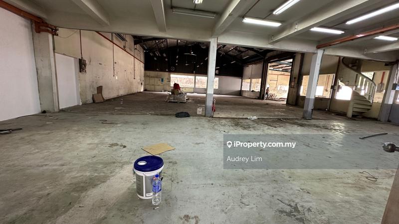 For Rent - Semi-D Factory 200amp Newly Refurbished For Rent at Bangi Industrial Park