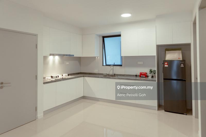 Service Residence for Rent in Sapphire Paradigm by Aeric Petrelli Goh - iProperty.com.my