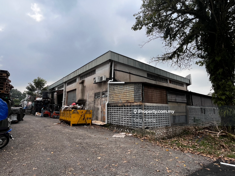Terrace Factory for Sale in Taman Perindustrian Bukit Serdang, Seri Kembangan by Sally Chang - iProperty.com.my