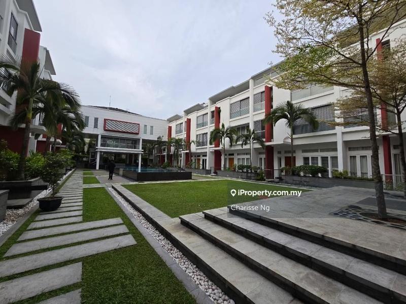 Rumah Bandar untuk Dijual di Ampang Hilir, Ampang oleh Charisse Ng - iProperty.com.my