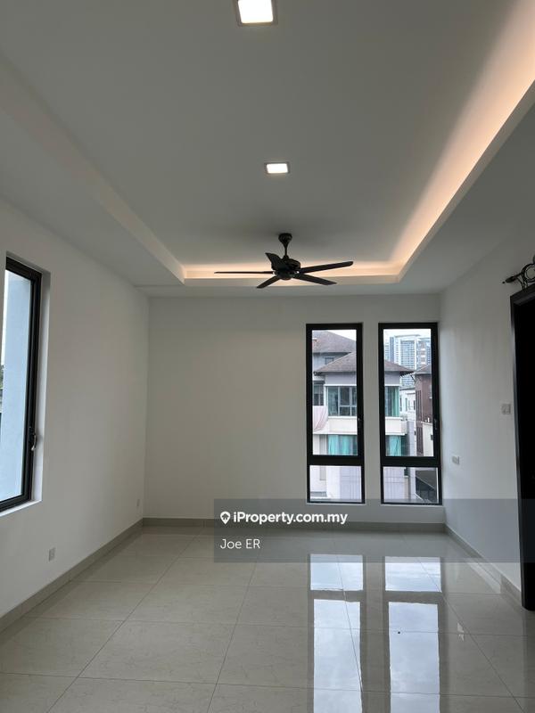 Banglo untuk Dijual di Subang Heights, Subang Jaya oleh Joe ER - iProperty.com.my