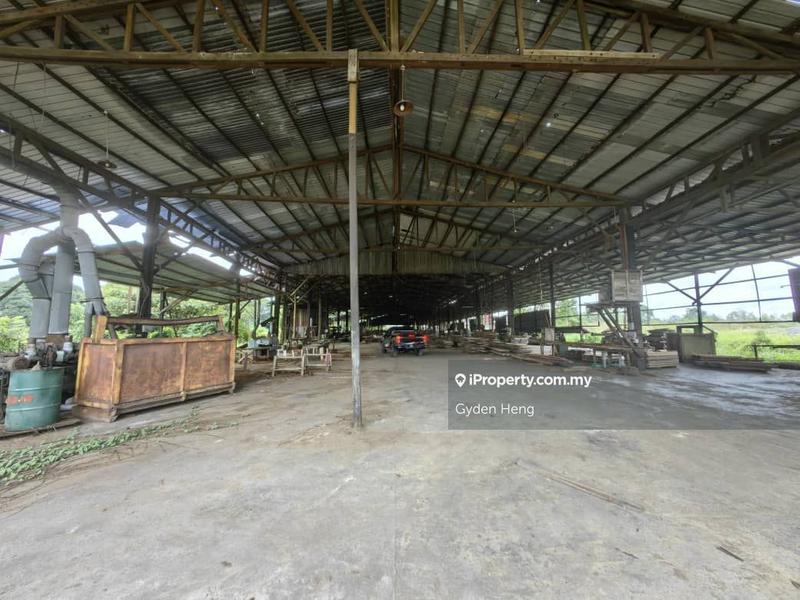 For Sale - Batu Enam Land Area 10 Arces Industrial land For sale