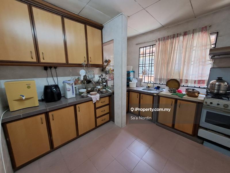 Rumah Berangkai 2 Tingkat untuk Dijual di Bukit Jelutong, Shah Alam oleh Sa'a Nordin - iProperty.com.my