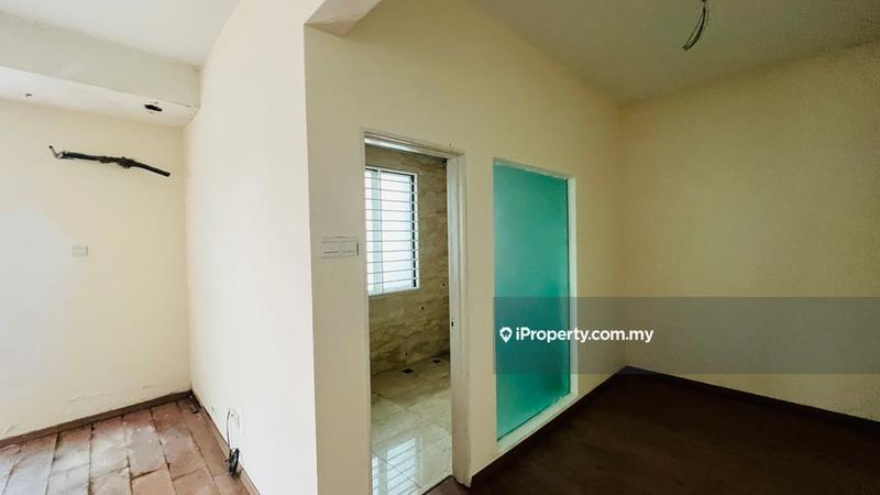 Rumah Berkembar untuk Dijual di Semenyih, Selangor oleh Robert See - iProperty.com.my