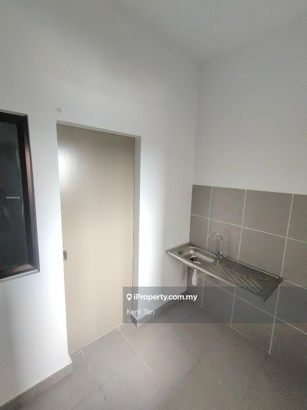 Kediaman Servis untuk Dijual di Vision City Youth City oleh Kent Tan - iProperty.com.my