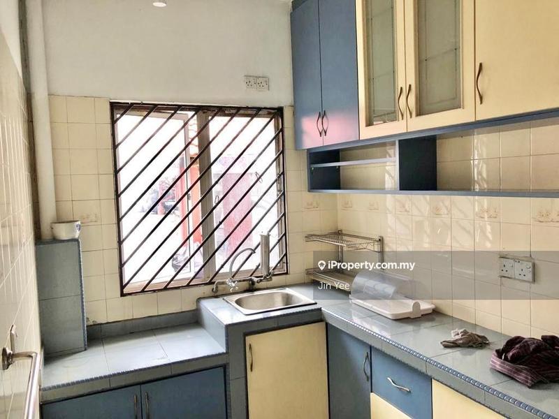 Rumah Pangsa untuk Dijual di Villa Mewah oleh Jin Yee - iProperty.com.my