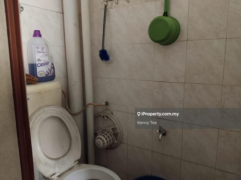 Flat for Sale in Dahlia by Kenny Tee - iProperty.com.my