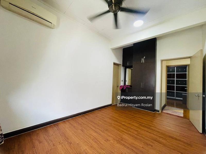 Bungalow House for Sale in Jentayu Timur Enstek, Bandar Enstek by Badrul Hisyam Roslan - iProperty.com.my