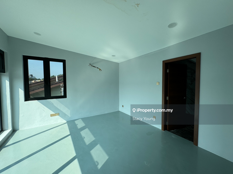 Rumah Berkembar untuk Dijual di Batu 9, Cheras oleh Stacy Young - iProperty.com.my