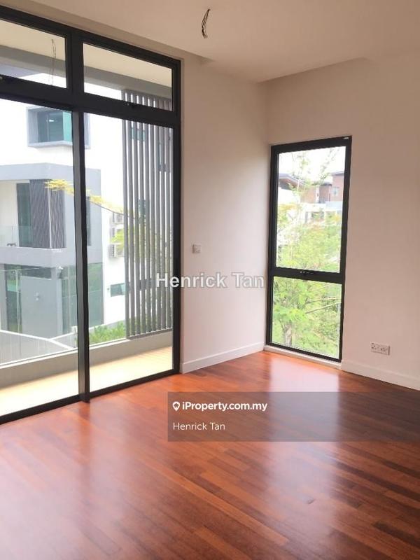 Banglo untuk Dijual di Kota Kemuning, Shah Alam oleh Henrick Tan - iProperty.com.my