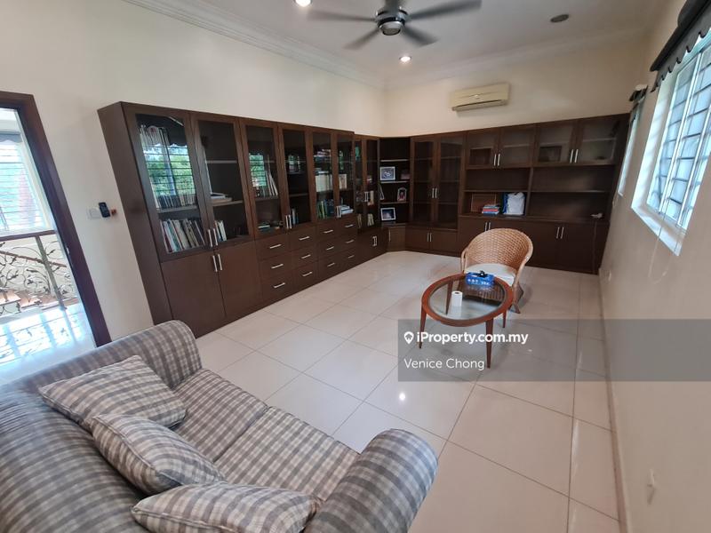 Bungalow House untuk Dijual di Bukit Gita Bayu, Seri Kembangan oleh Venice Chong - iProperty.com.my