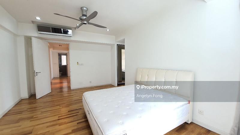 For Sale - Kiaraville