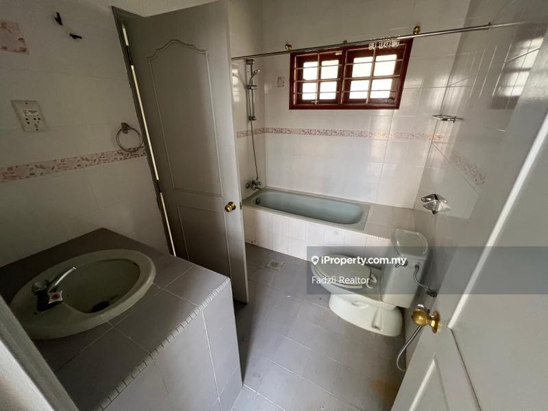 Bungalow House for Sale in Taman TAR (Tun Abdul Razak), Ampang by Fadzli Realtor - iProperty.com.my