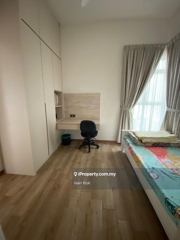 Kondominium untuk Dijual di Amaya Saujana oleh Ivan Kok - iProperty.com.my