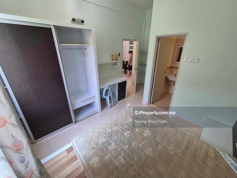 For Sale - Pangsapuri Bukit Beruang Bestari (University View)