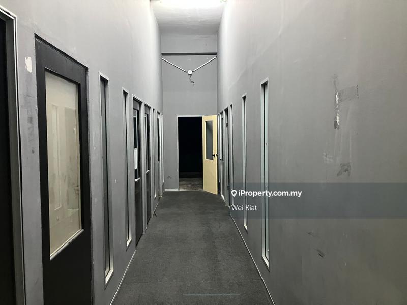 Kilang Teres untuk Disewa di Taman Perindustrian Sime Uep, Subang Jaya oleh Wei Kiat - Ground Floor 2 - iProperty.com.my