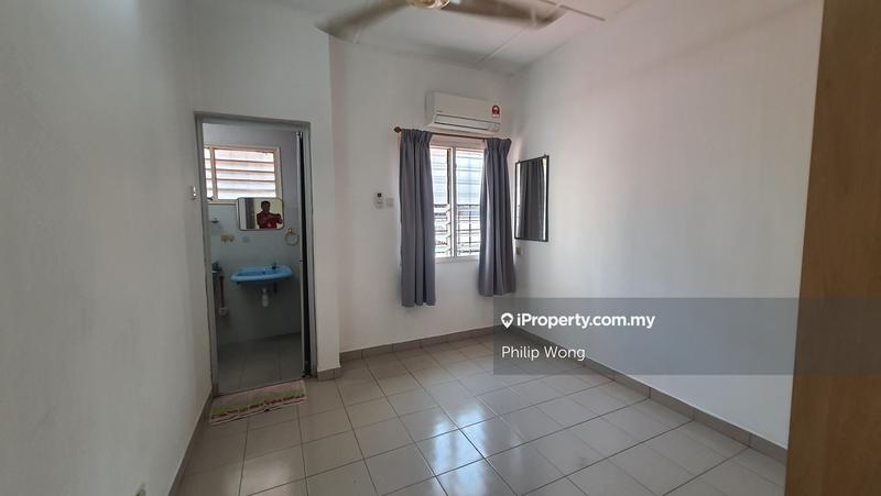 Rumah Berangkai 2 Tingkat untuk Dijual di Taman Serdang Raya, Seri Kembangan oleh Philip Wong - iProperty.com.my