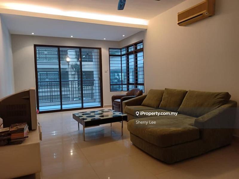 For Sale - Royal Domain Sri Putramas 2