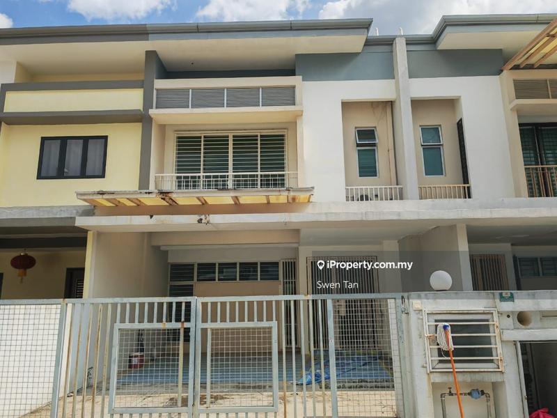Rumah Teres untuk Dijual di qi6mk, Telok Panglima Garang oleh Swen Tan - iProperty.com.my