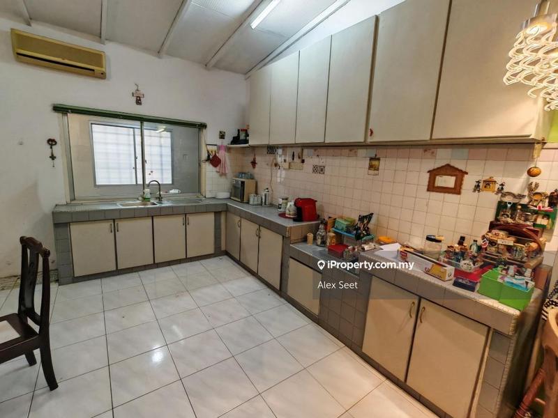Rumah Teres 1-Tingkat untuk Dijual di Seksyen 8, Petaling Jaya oleh Alex Seet - iProperty.com.my