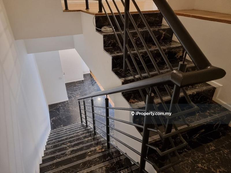 For Rent - Arcoris Residences