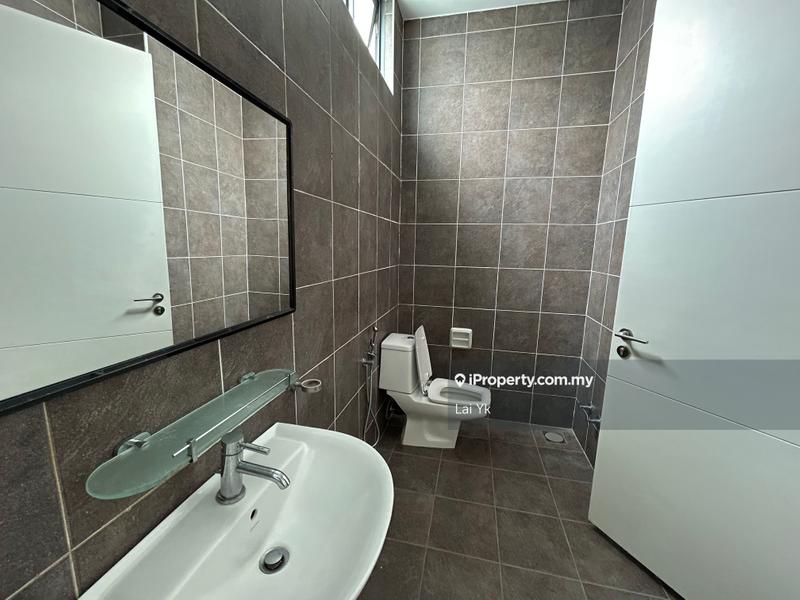 Banglo untuk Dijual di Seksyen U1, Glenmarie oleh Lai Yk - iProperty.com.my