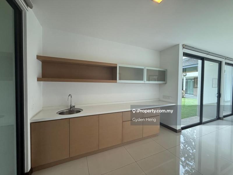 Bungalow House for Sale in Leisure Farm, Gelang Patah by Gyden Heng - iProperty.com.my