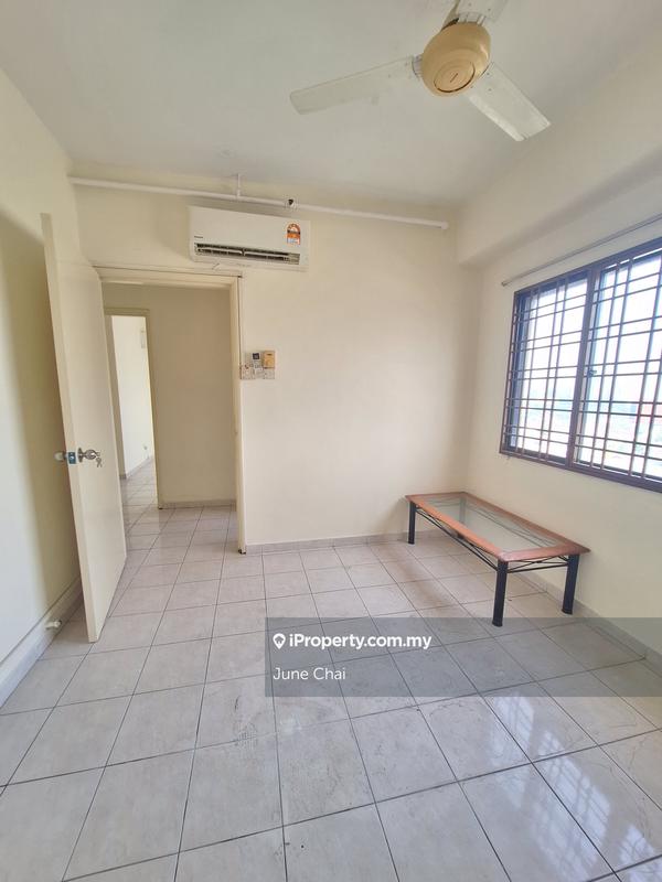 Service Residence for Sale in Villa Mutiara @ Mutiara Kompleks by June Chai - iProperty.com.my