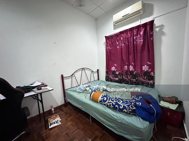 Rumah Berangkai 2 Tingkat untuk Dijual di Taman Pinggiran Usj, Subang Jaya oleh Chris Ng - iProperty.com.my