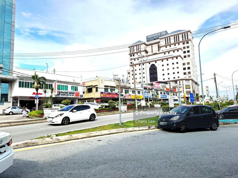 Kedai untuk Dijual di Seksyen 1, Petaling Jaya oleh Charis Lee - iProperty.com.my