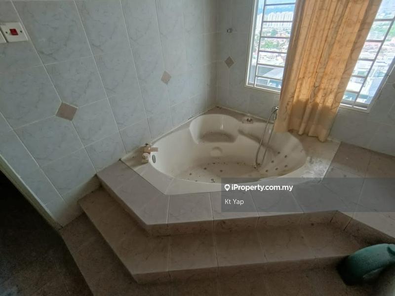 Condominium for Sale in Amadesa Resort Condominium by Kt Yap - iProperty.com.my