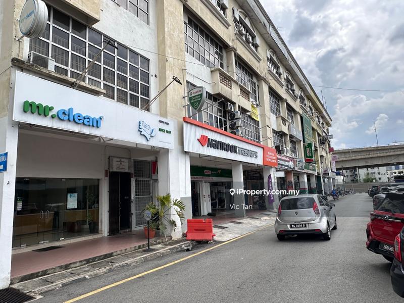 Shop-Office for Sale in xp5xq, Ampang by Vic Tan - iProperty.com.my