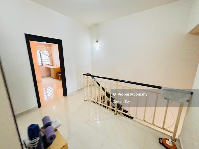 Rumah Teres 2.5-Tingkat untuk Dijual di Taman Meranti Jaya, Puchong oleh Steven Tay - iProperty.com.my