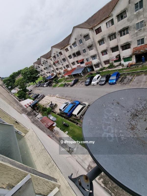For Sale - Flat Taman Alam Megah