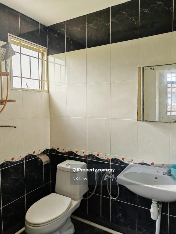 Rumah Teres 2-Tingkat untuk Dijual di Taman Lestari Perdana, Seri Kembangan oleh NK Lew - iProperty.com.my