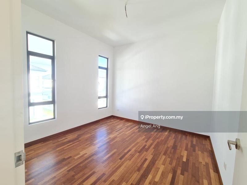 Bungalow House for Sale in Bandar Puncak Alam, Puncak Alam by Angel Ang - iProperty.com.my