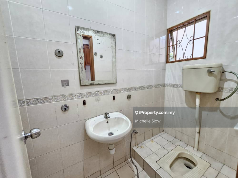 Rumah Berangkai 2 Tingkat untuk Dijual di Taman Seri Taming, Cheras oleh Michelle Siow - iProperty.com.my