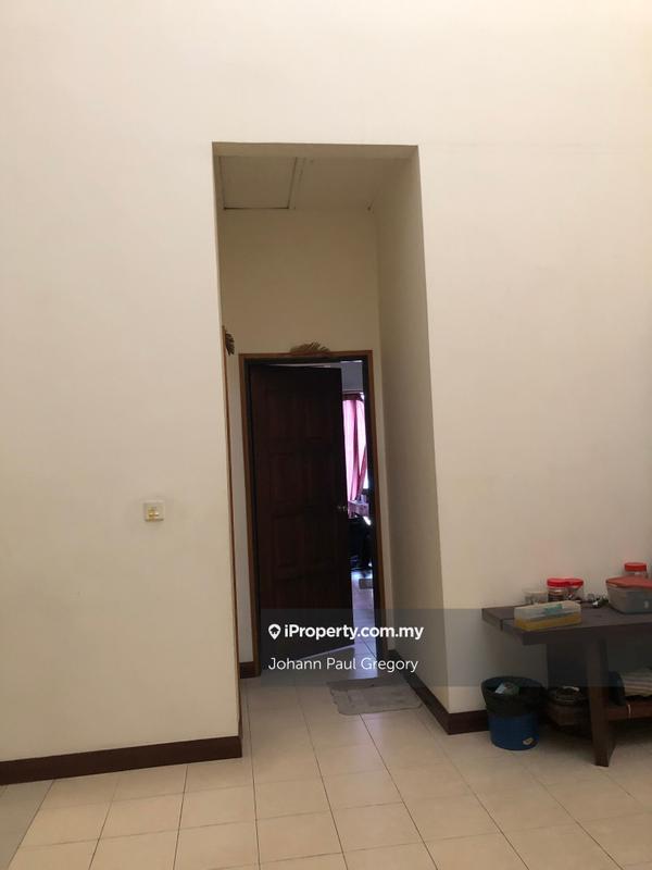 Rumah Teres untuk Dijual di Bukit Jelutong, Shah Alam oleh Johann Paul Gregory - iProperty.com.my