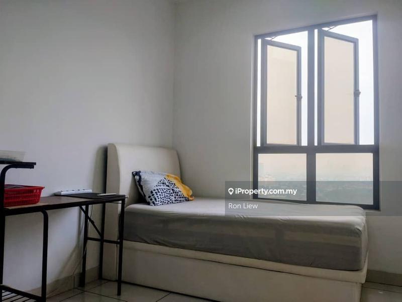 Service Residence for Rent in Ten Kinrara by Ron Liew - iProperty.com.my