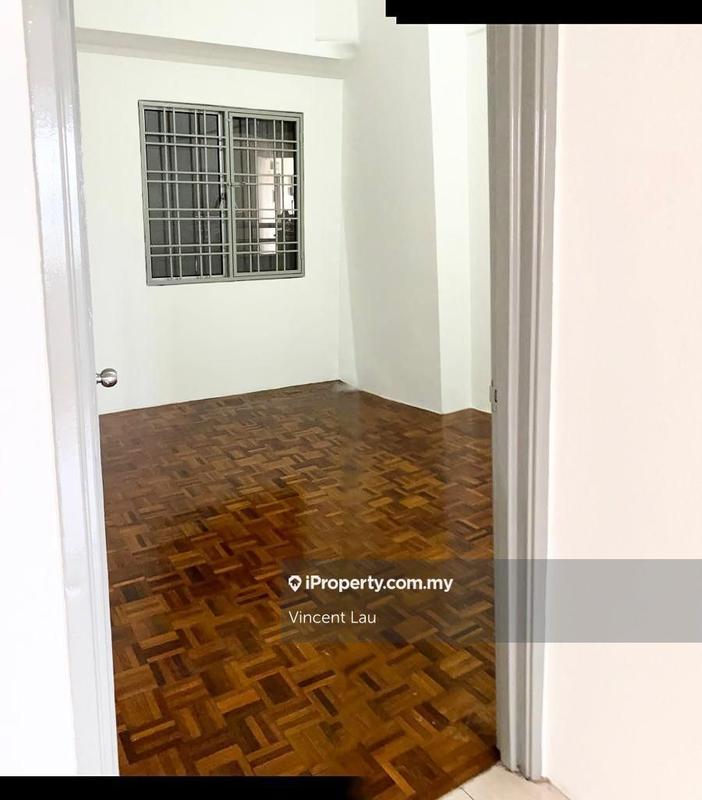 Kondominium untuk Dijual di Regency Condominium oleh Vincent Lau - iProperty.com.my